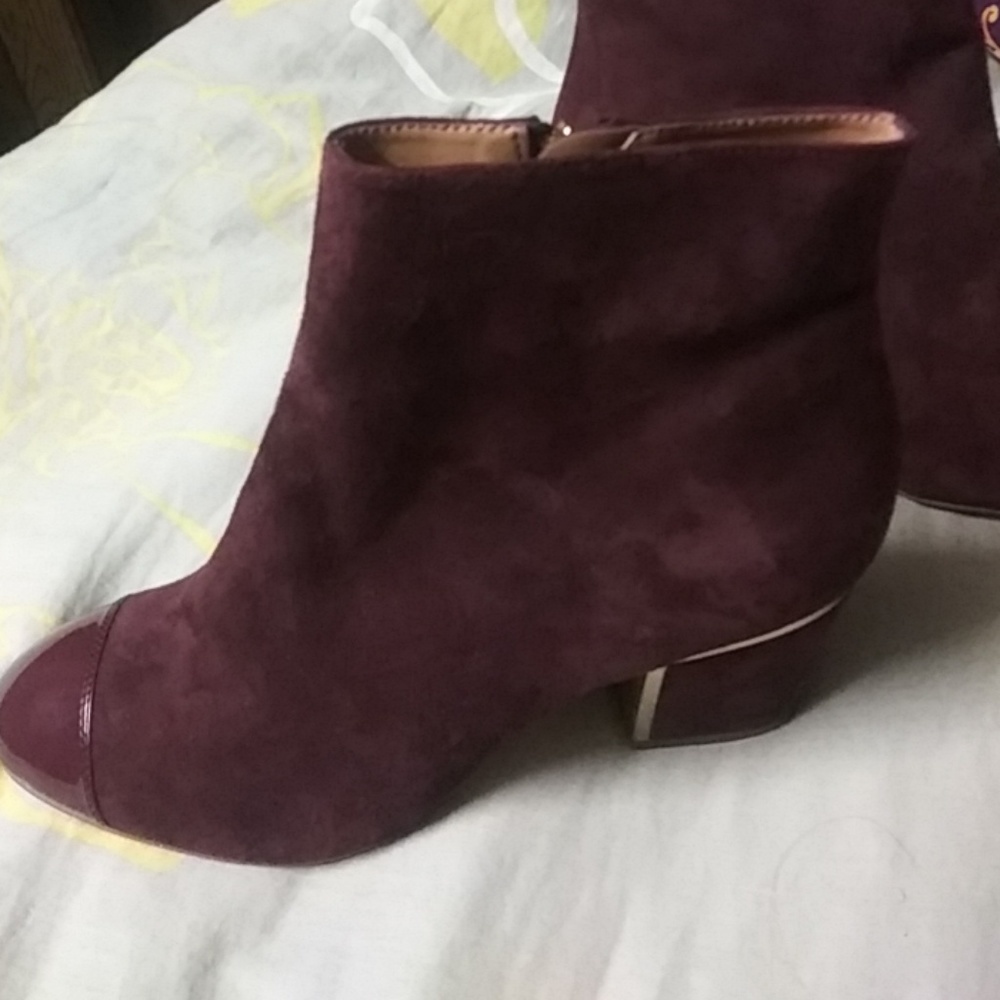 Suede booties - Picture 2 of 4